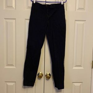GAP men Khaki navy blue pants size 31x32 slim